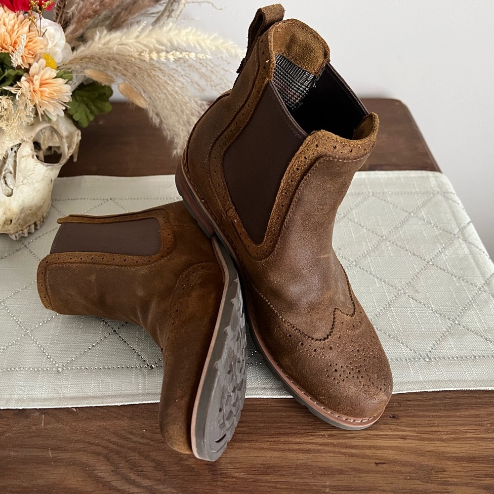 Wexford Brogue Waterproof Chelsea Boot
